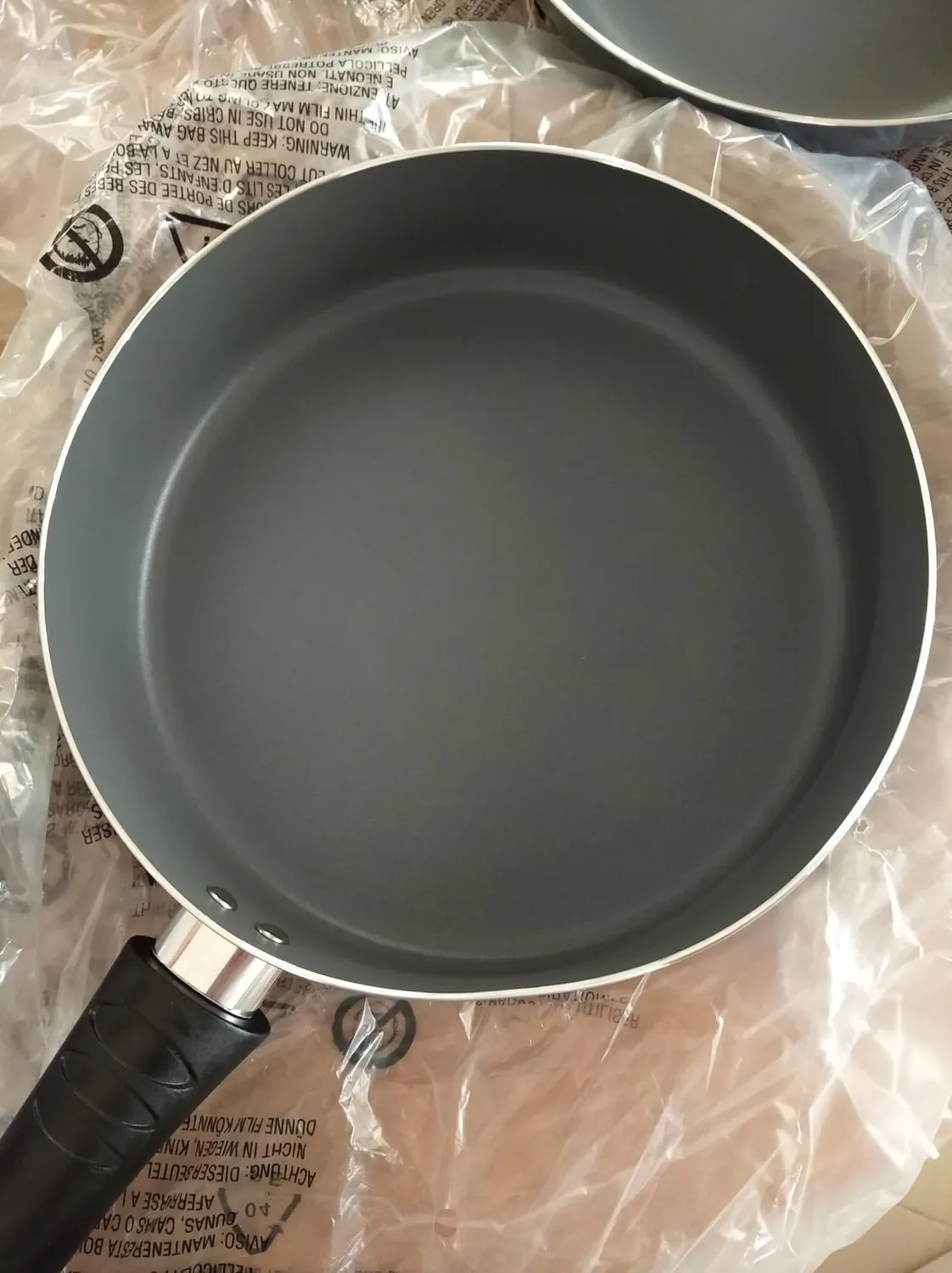La Bella batterie de cuisine 21 pièces antiadhésive noire