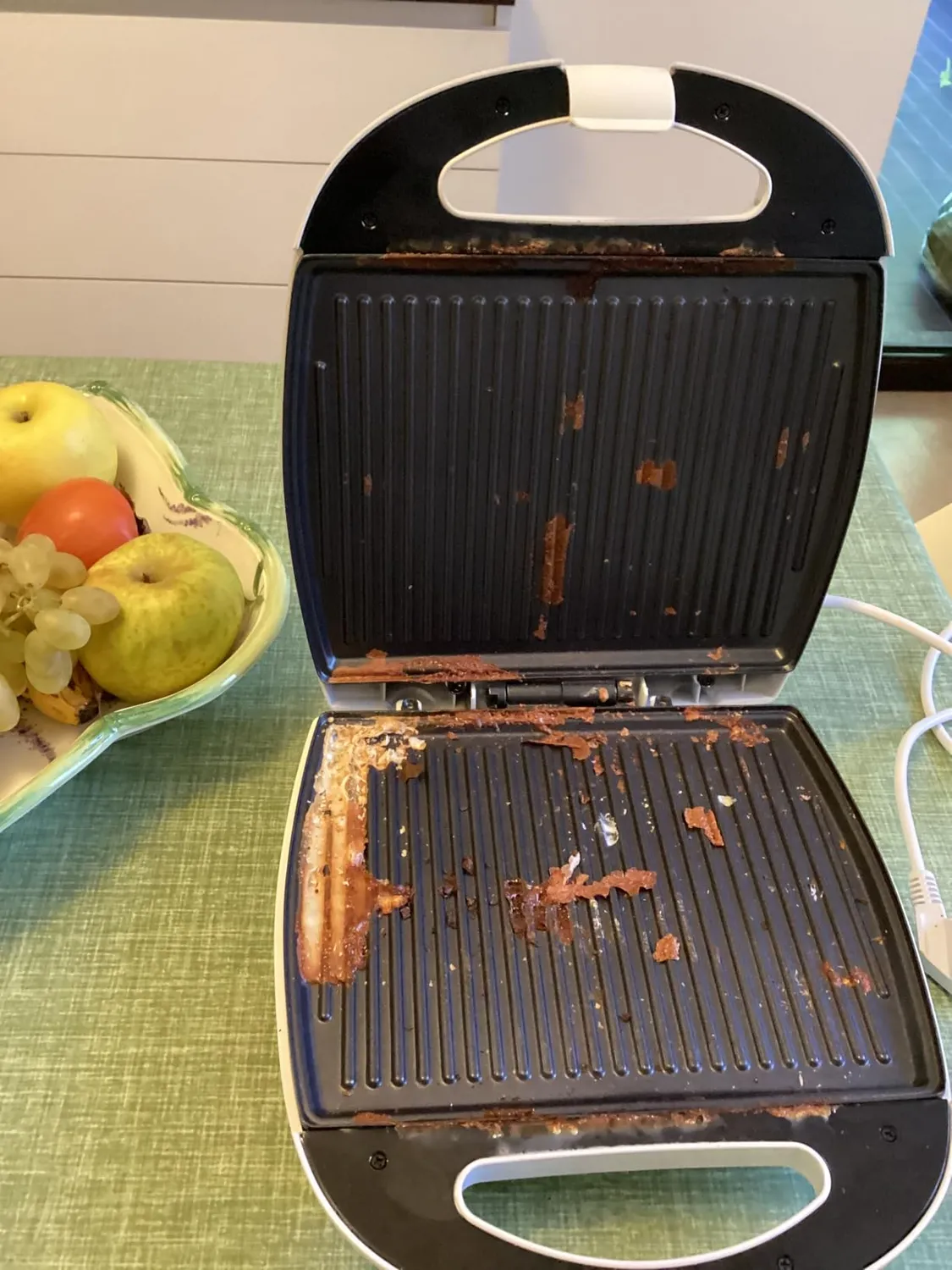 Beper 90.620 Toasteur Grill Sandwichs 1300W Blanc 4 Tranches