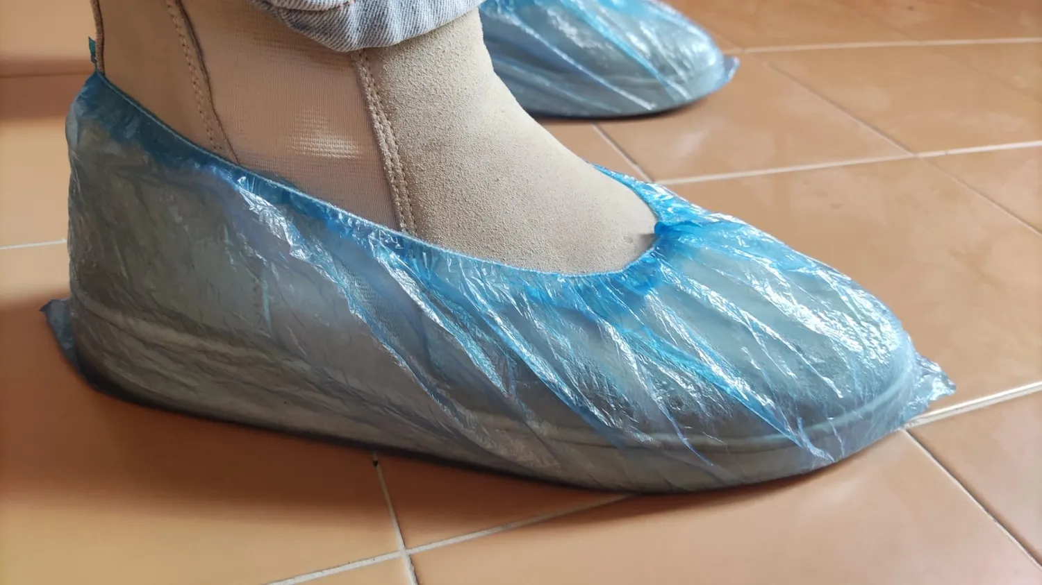 Beper C206UTI006 couvre-chaussures jetables bleus x100