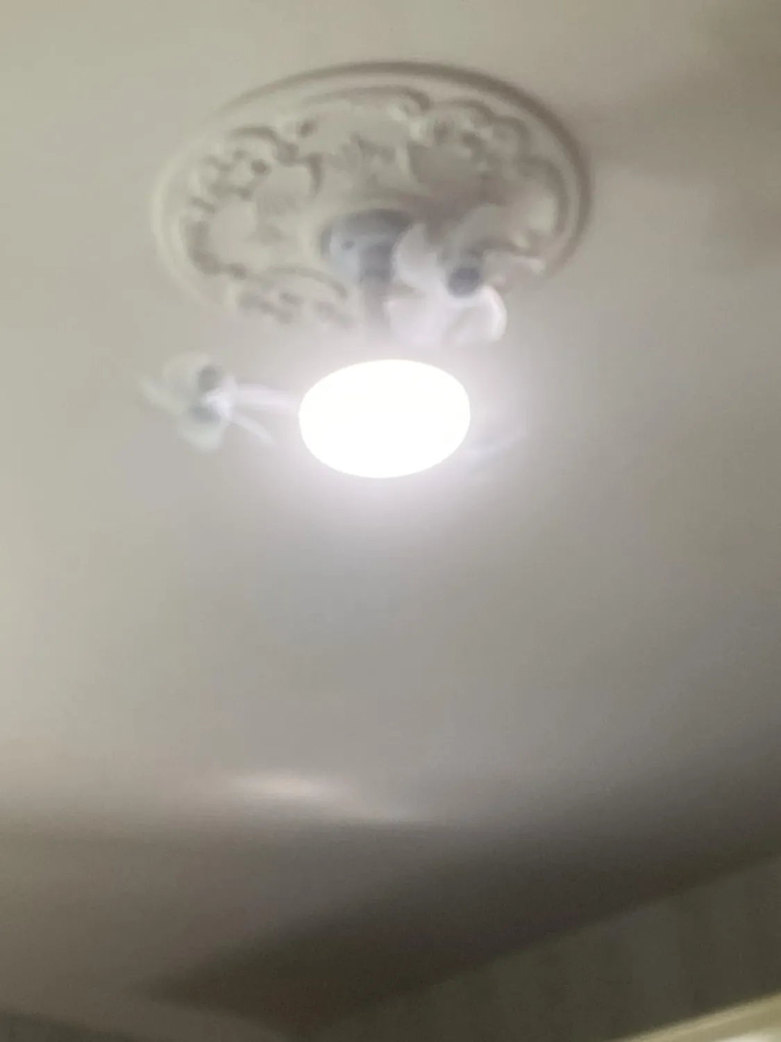 Beper P206VEN612 ventilateur plafond LED télécommande