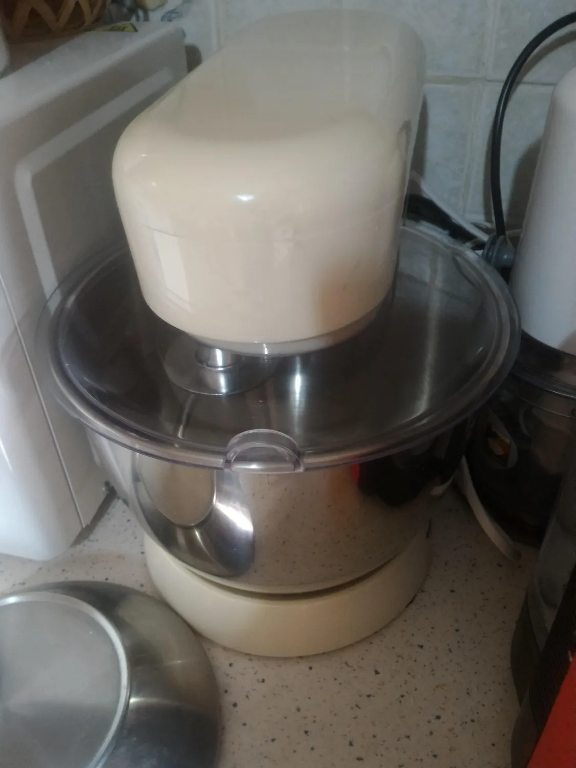 Beper BP.200 robot pâtissier 4,5 L 1000 W crème