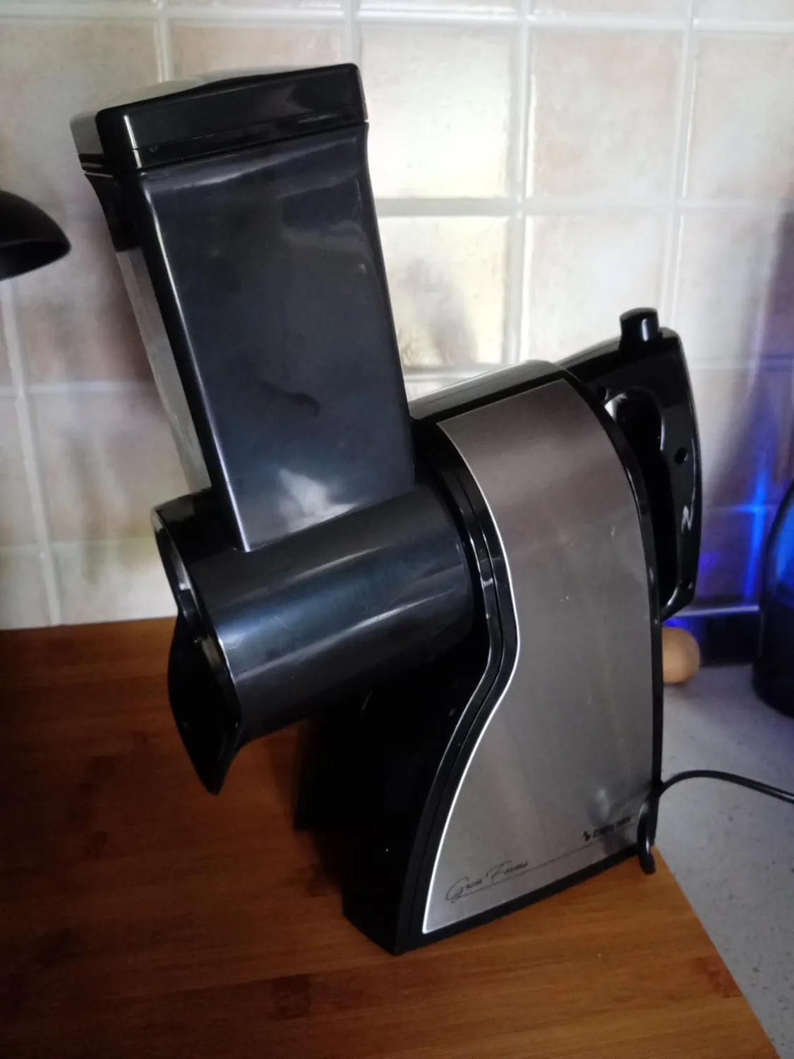 Beper BP.400 râpe électrique 3 cônes acier inox