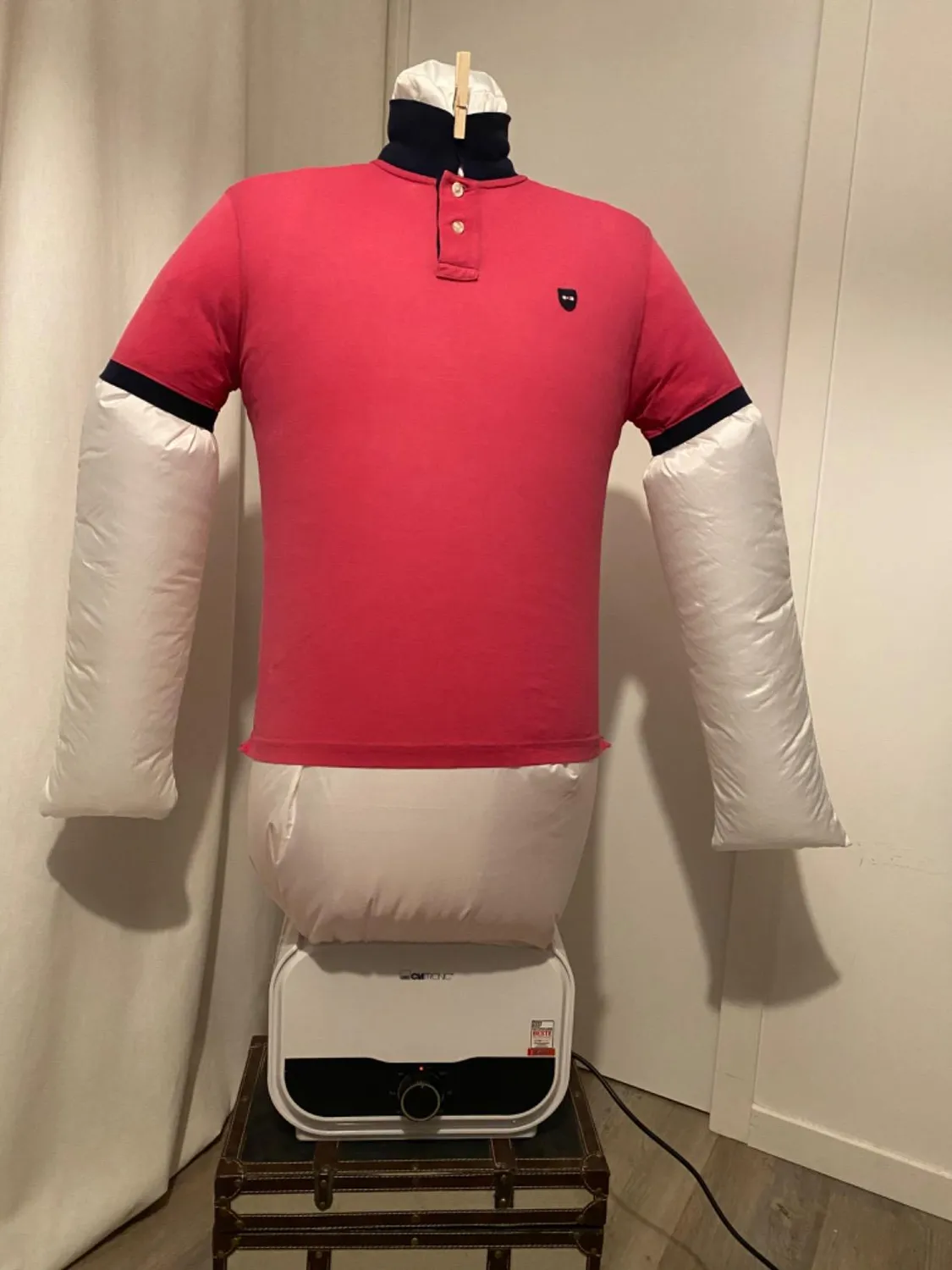 Clatronic mannequin repassage chemises 1200W pantalon