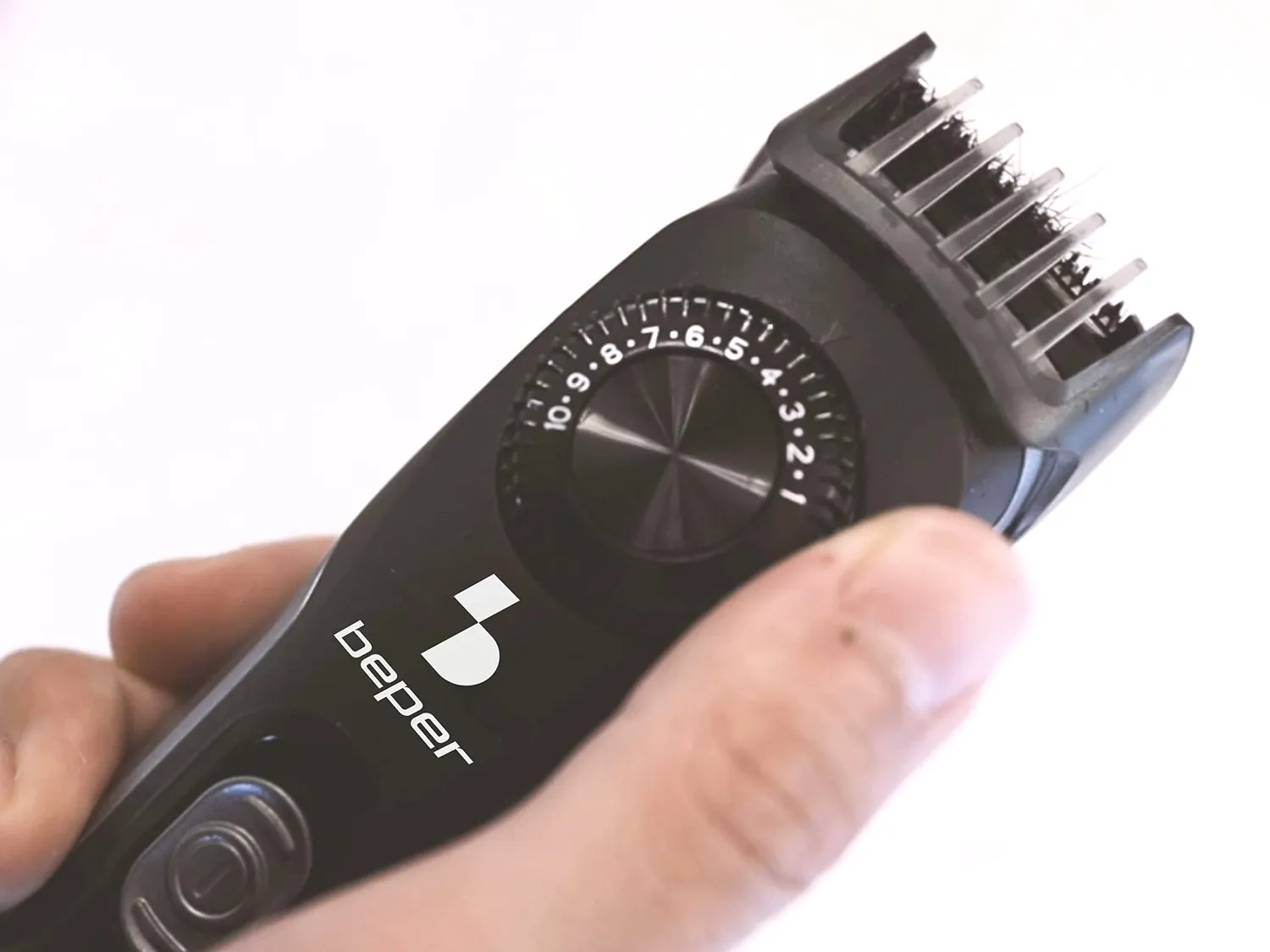 Beper 40.332 tondeuse barbe rechargeable 20 longueurs