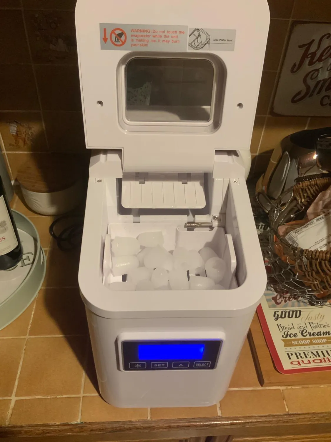 Klarstein Lannister machine à glaçons noire