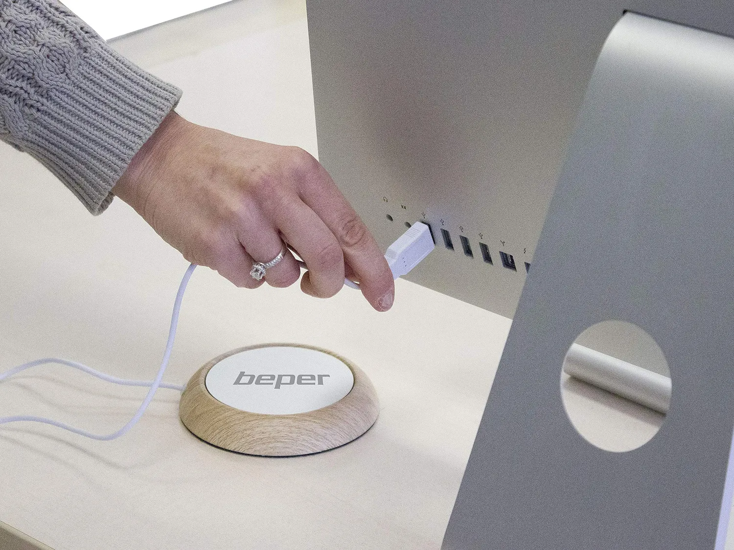 Beper P201UTP003 chauffe-tasse USB 5W 80°C