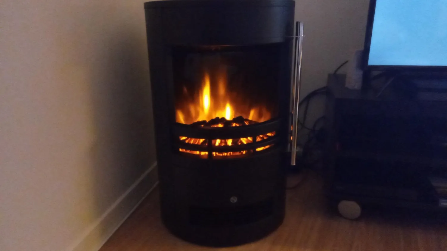 Klarstein Brixen cheminée électrique noire 1800 W