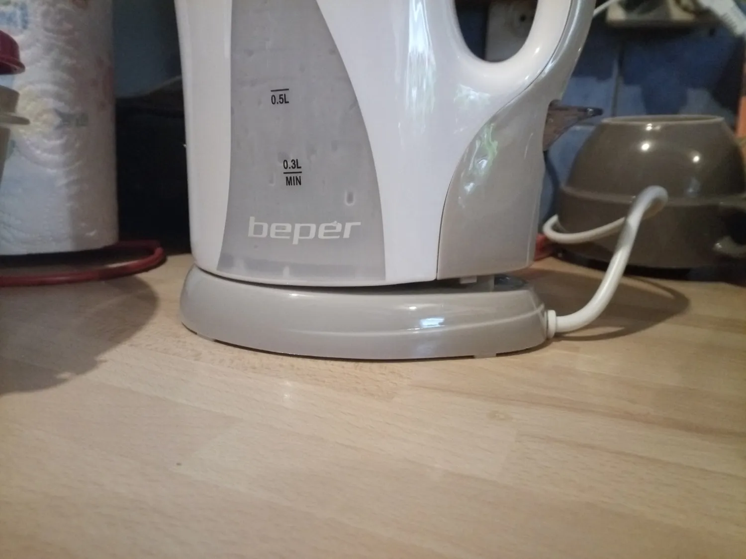 Beper BB.050 bouilloire électrique 1 L sans fil compacte