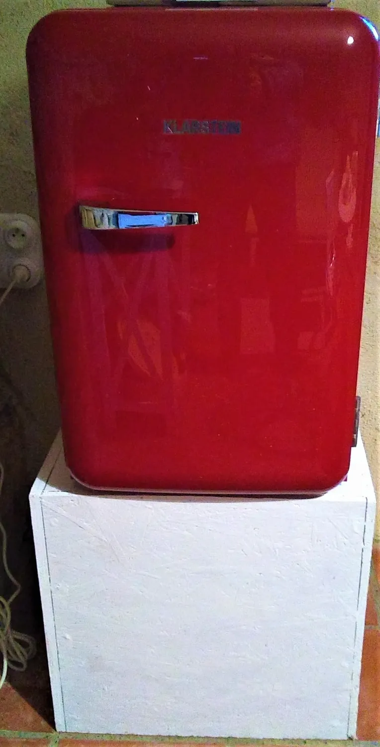Klarstein Audrey Mini réfrigérateur 70L rouge rétro