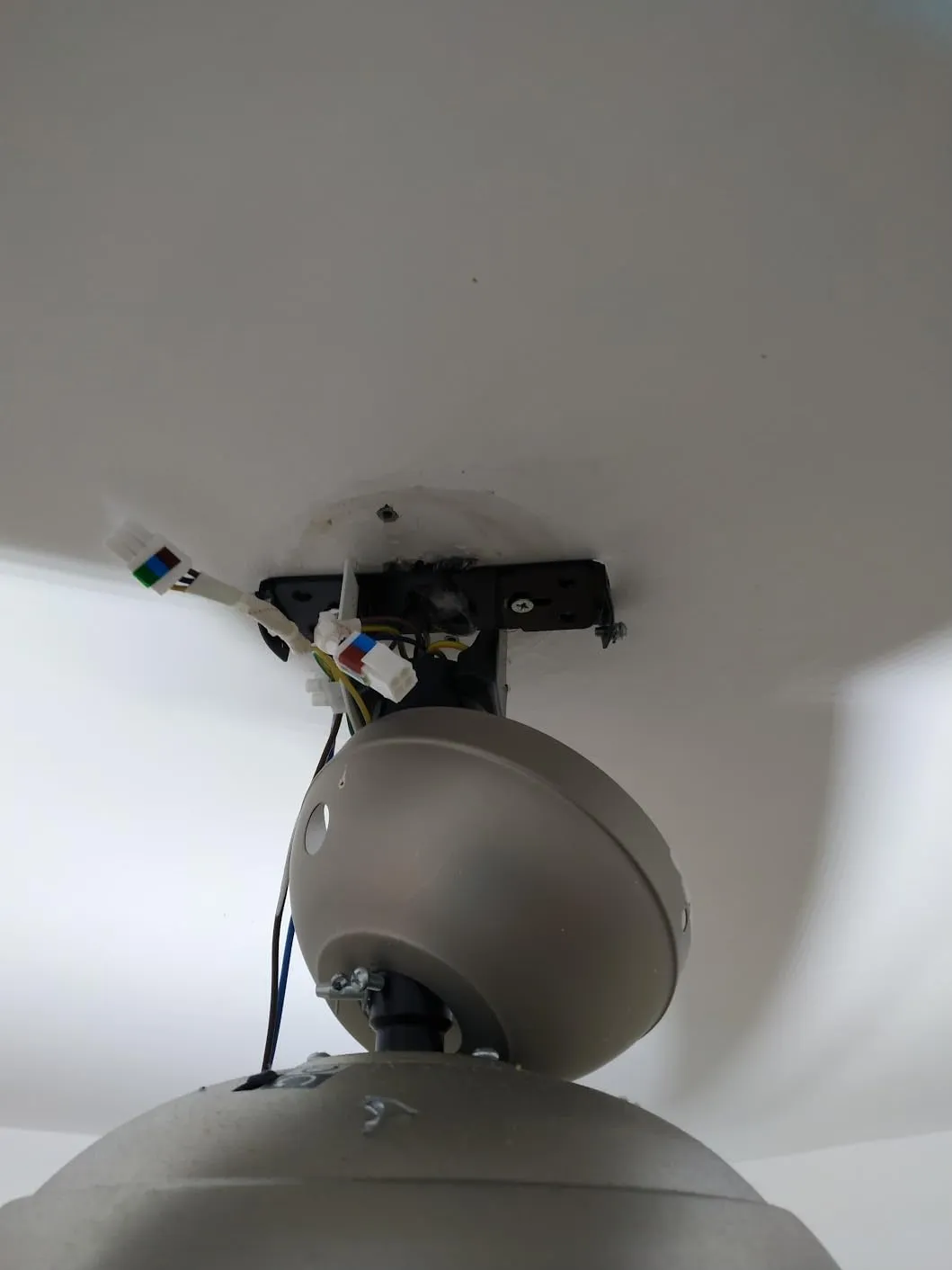 Klarstein El Paso ventilateur de plafond blanc 132 cm avec luminaire
