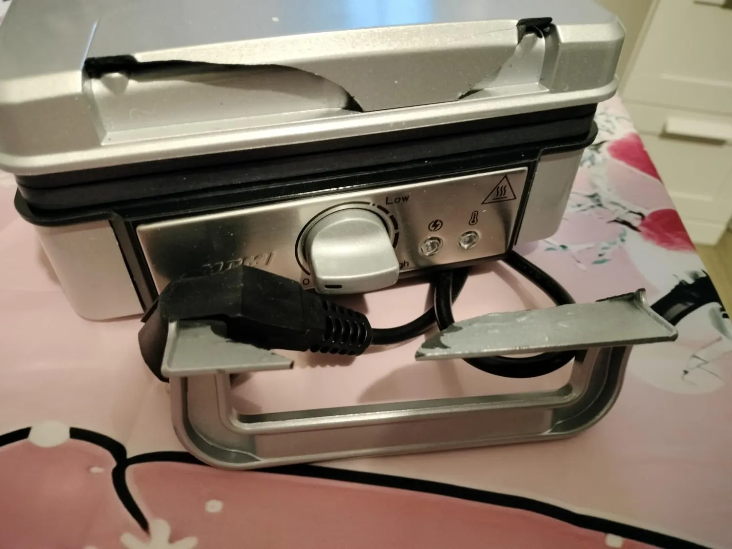MPM MGO13 gaufrier belge 2 gaufres inox 1400 W réglable
