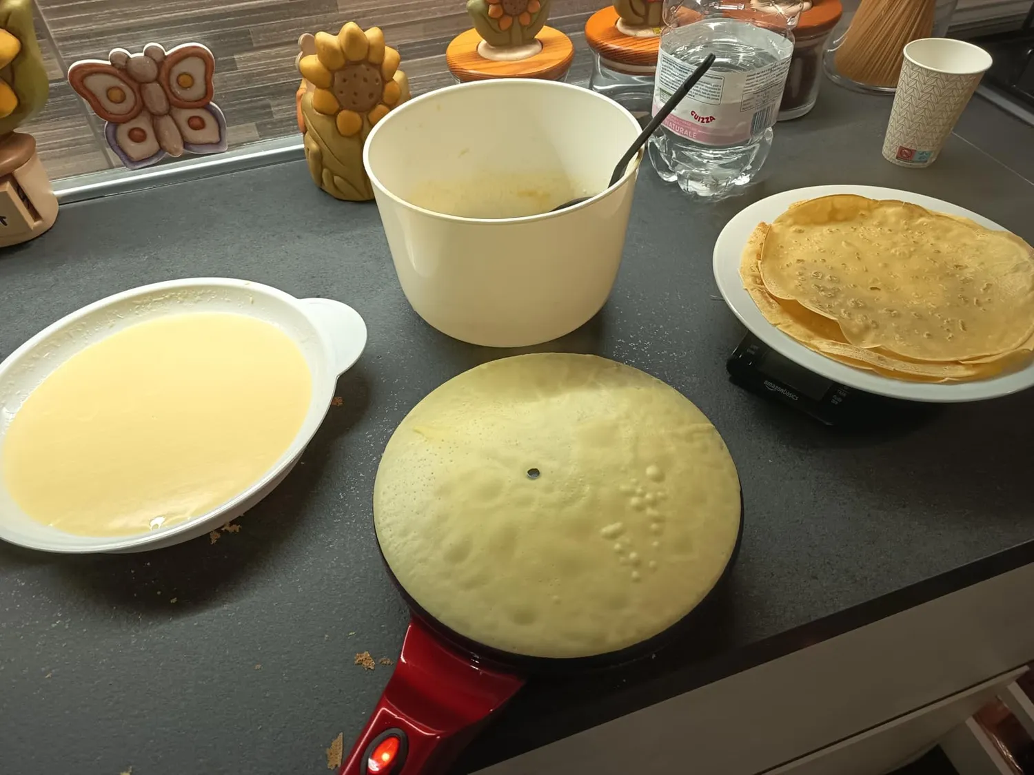 Beper BT.710Y crêpière électrique avec poignée 20 cm