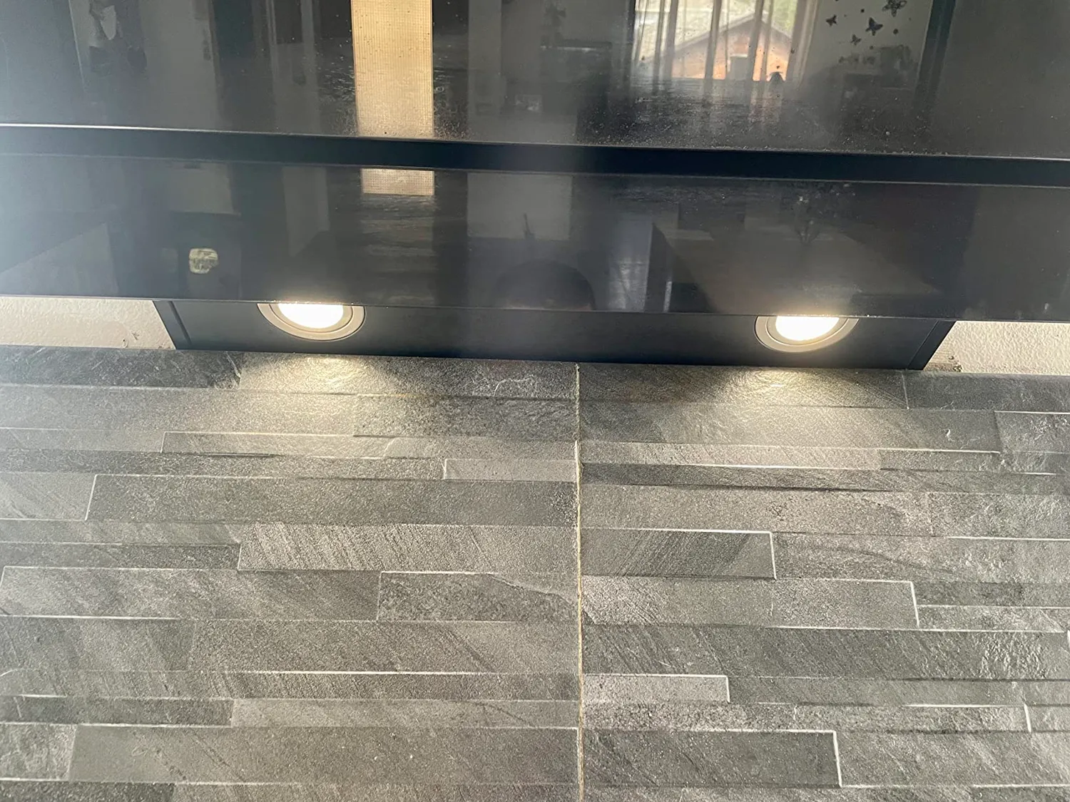 Klarstein Aurica Hotte Inclinée 60cm Noire 607m³/h