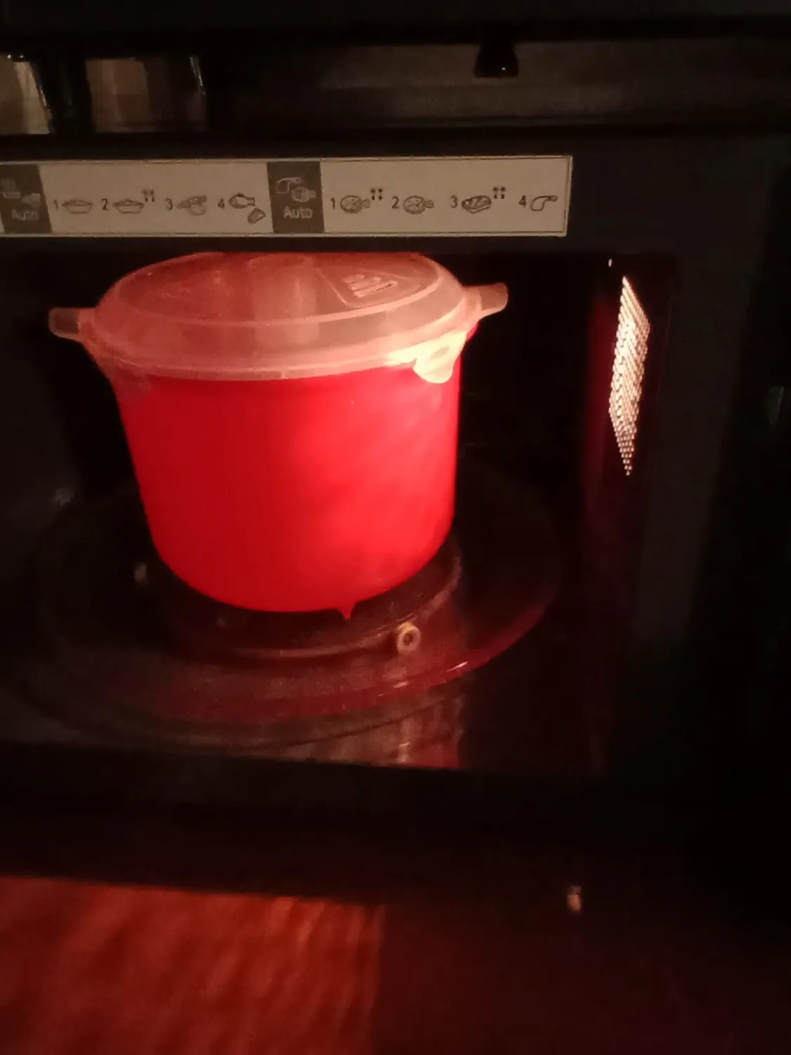 Beper C106CAS001 cuiseur riz micro-ondes 2,6 L