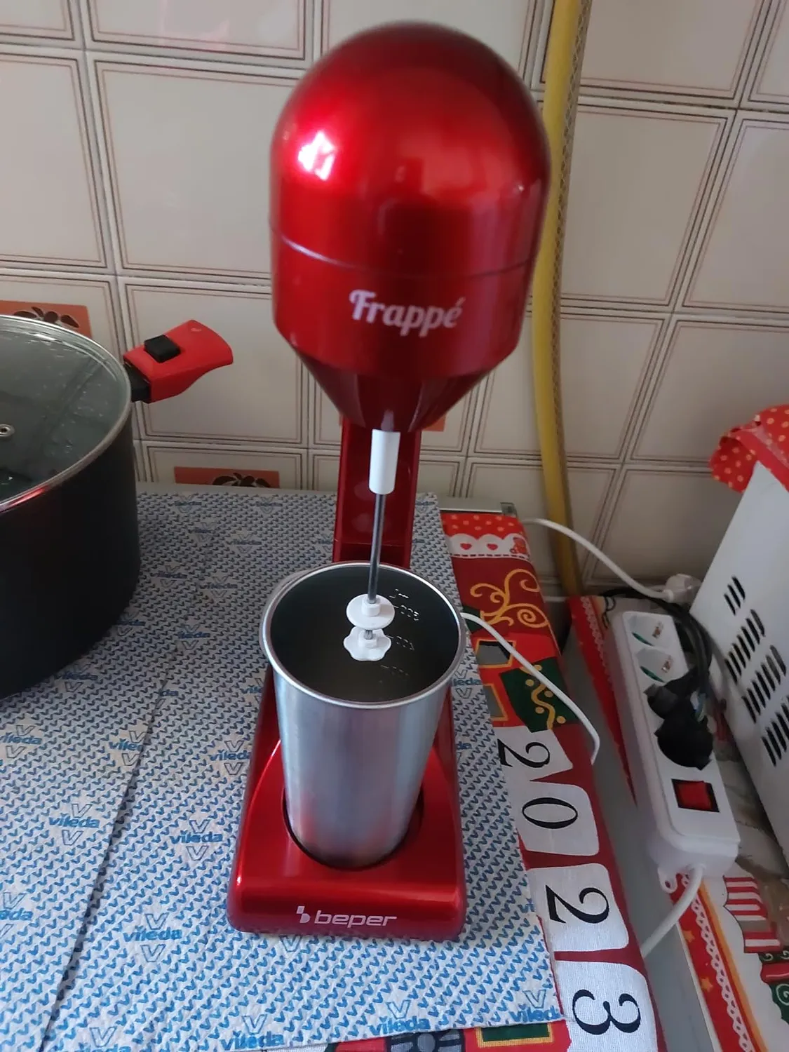 Beper mixeur milkshakes électrique rouge 0,5 L