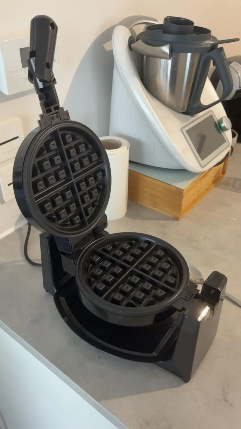 Bella gaufrier belge rotatif noir 9 niveaux brunissement