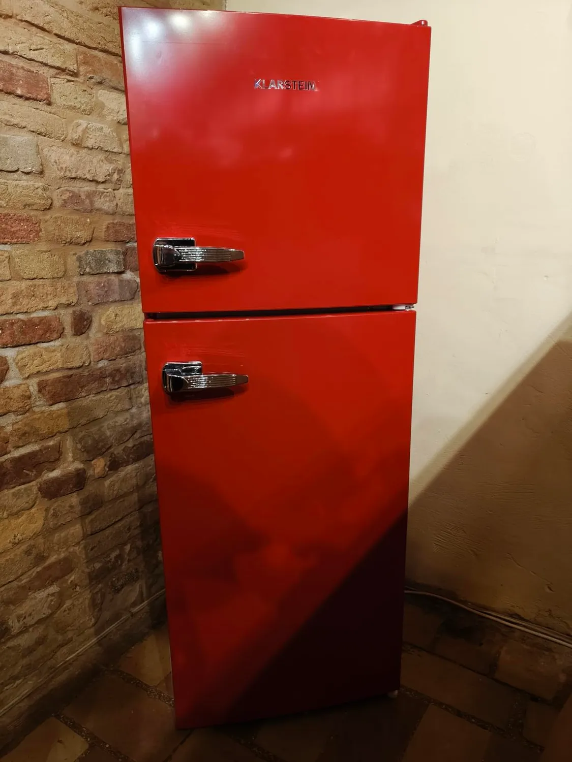 Klarstein Audrey Retro combiné frigo noir 138 L 39 dB