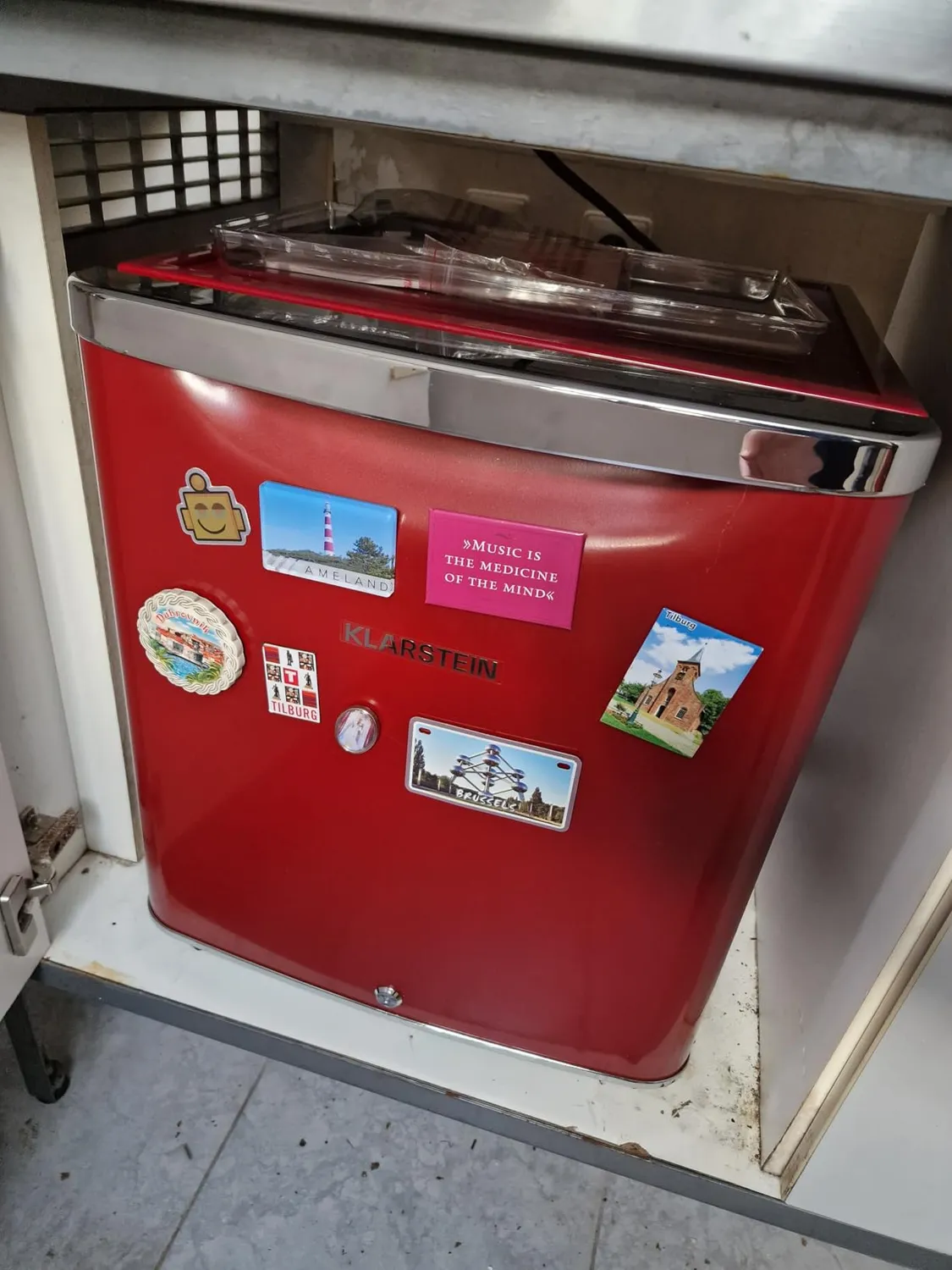 Klarstein Yummy réfrigérateur 45 L argenté 42 dB