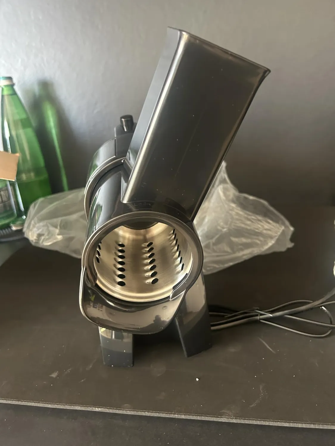 Beper BP.400 râpe électrique 3 cônes acier inox