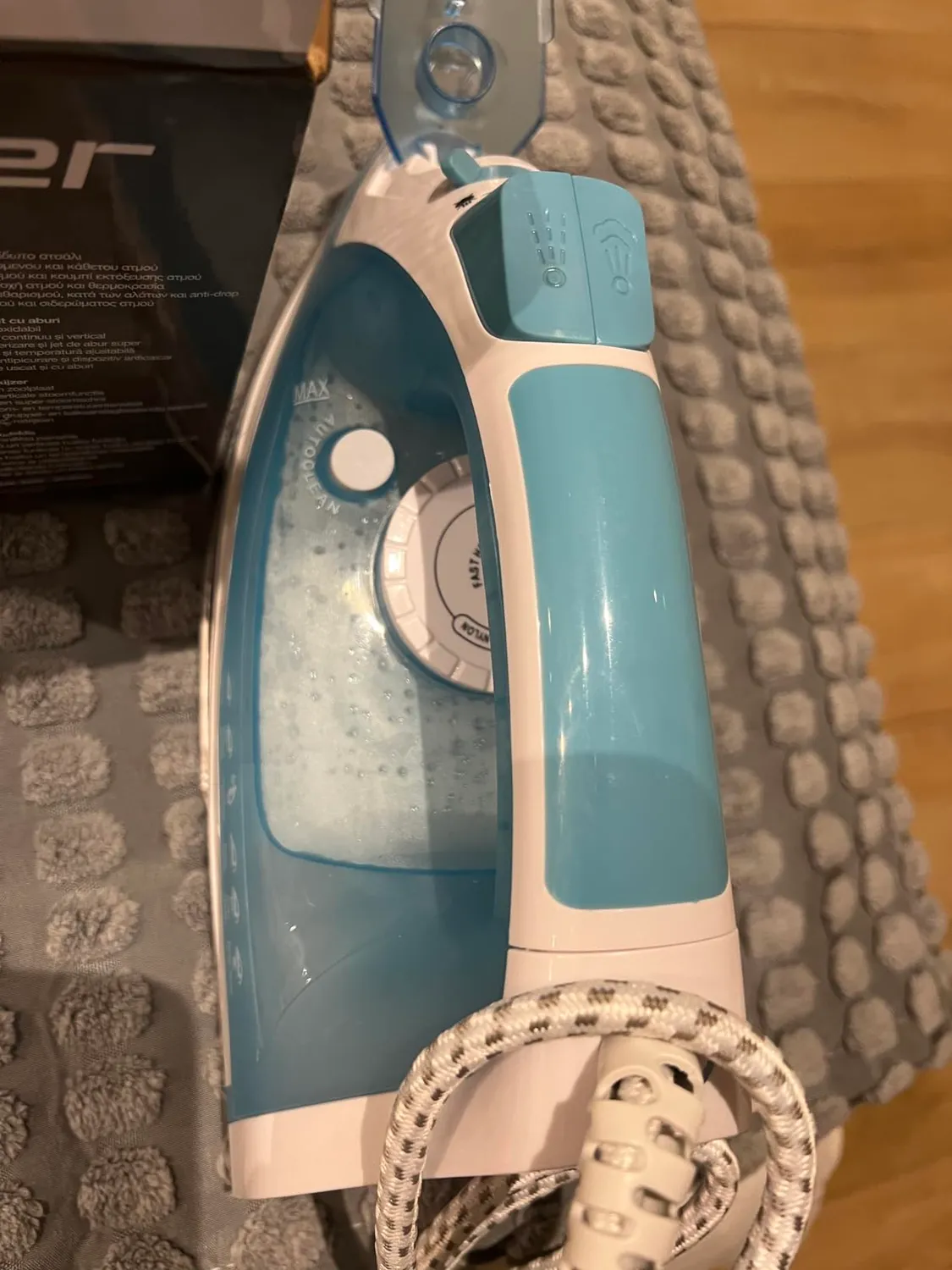 Beper P204FER002 fer à repasser vapeur 2400 W 280 ml