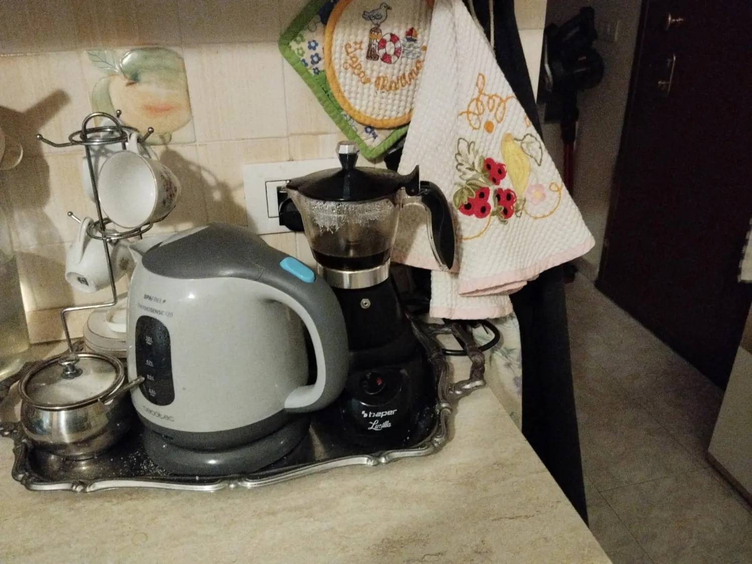 Beper Lucilla BC.040N cafetière moka électrique 3 tasses