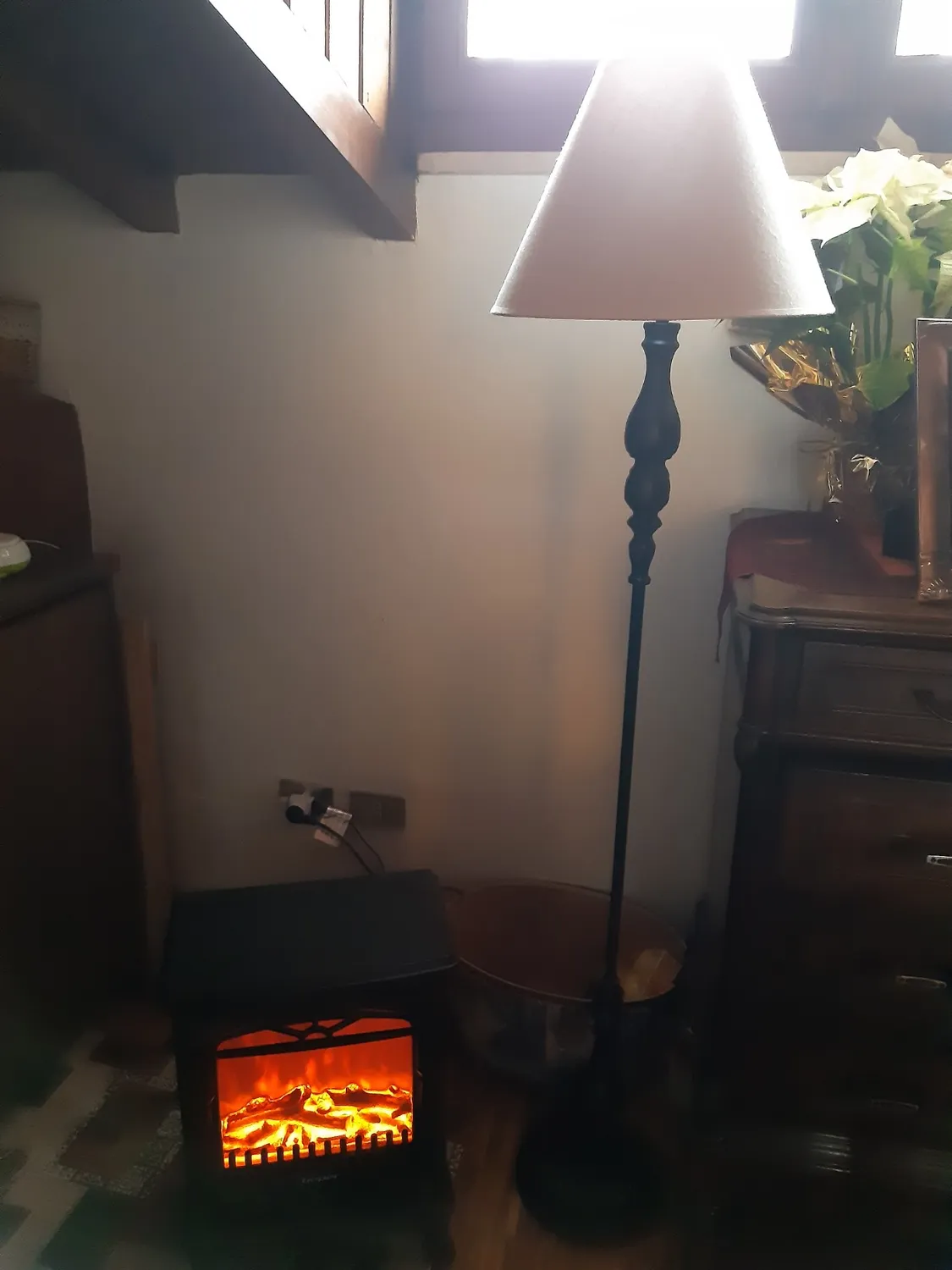 Beper RI.504 cheminée électrique noire 1750 W