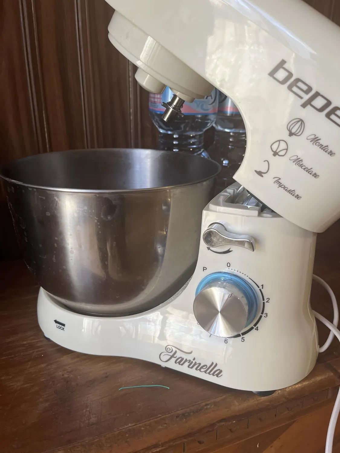Beper BP.200 robot pâtissier 4,5 L 1000 W crème