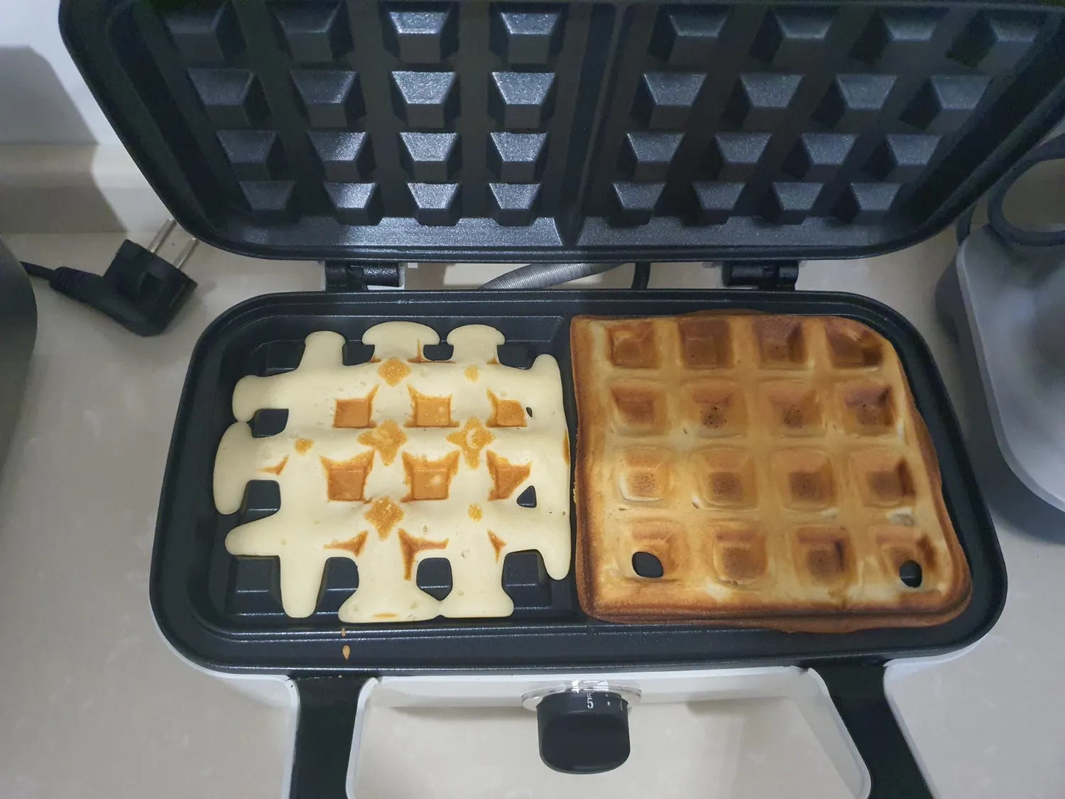 MPM MOP-33M appareil à sandwichs 3 en 1 1200W grill