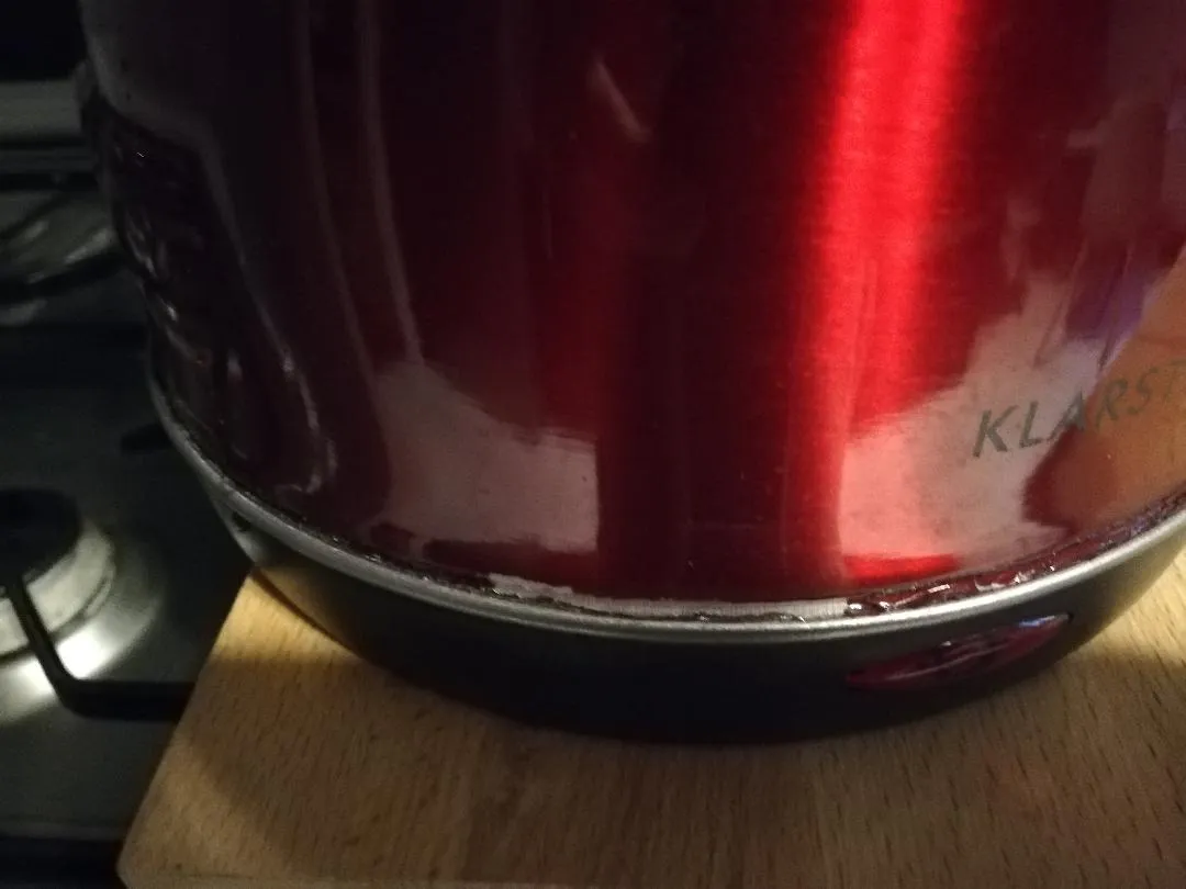 Klarstein Teatime théière électrique 1,8 L rouge