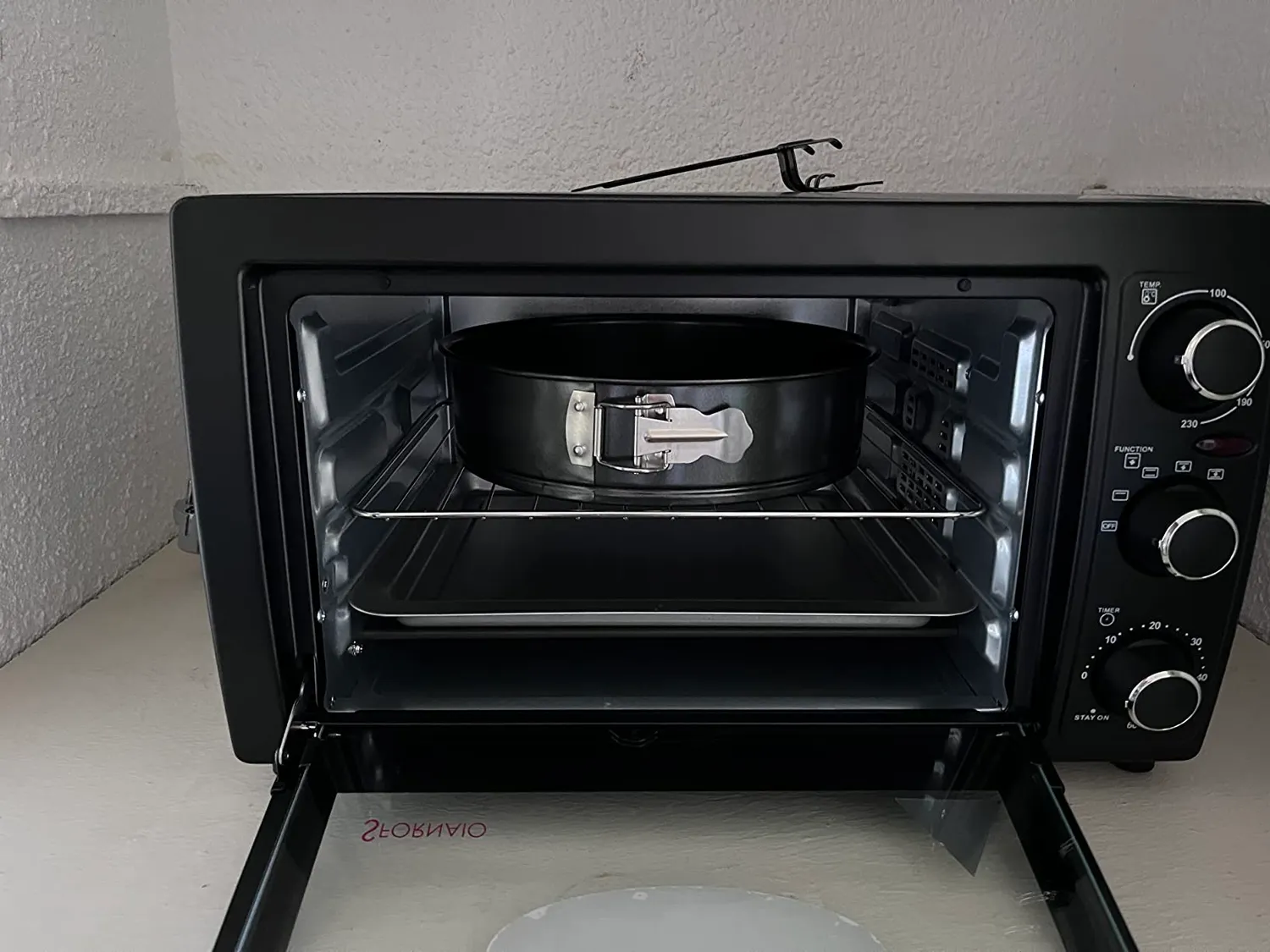 Beper 90.883 four électrique 20 L noir 1300 W 3 modes