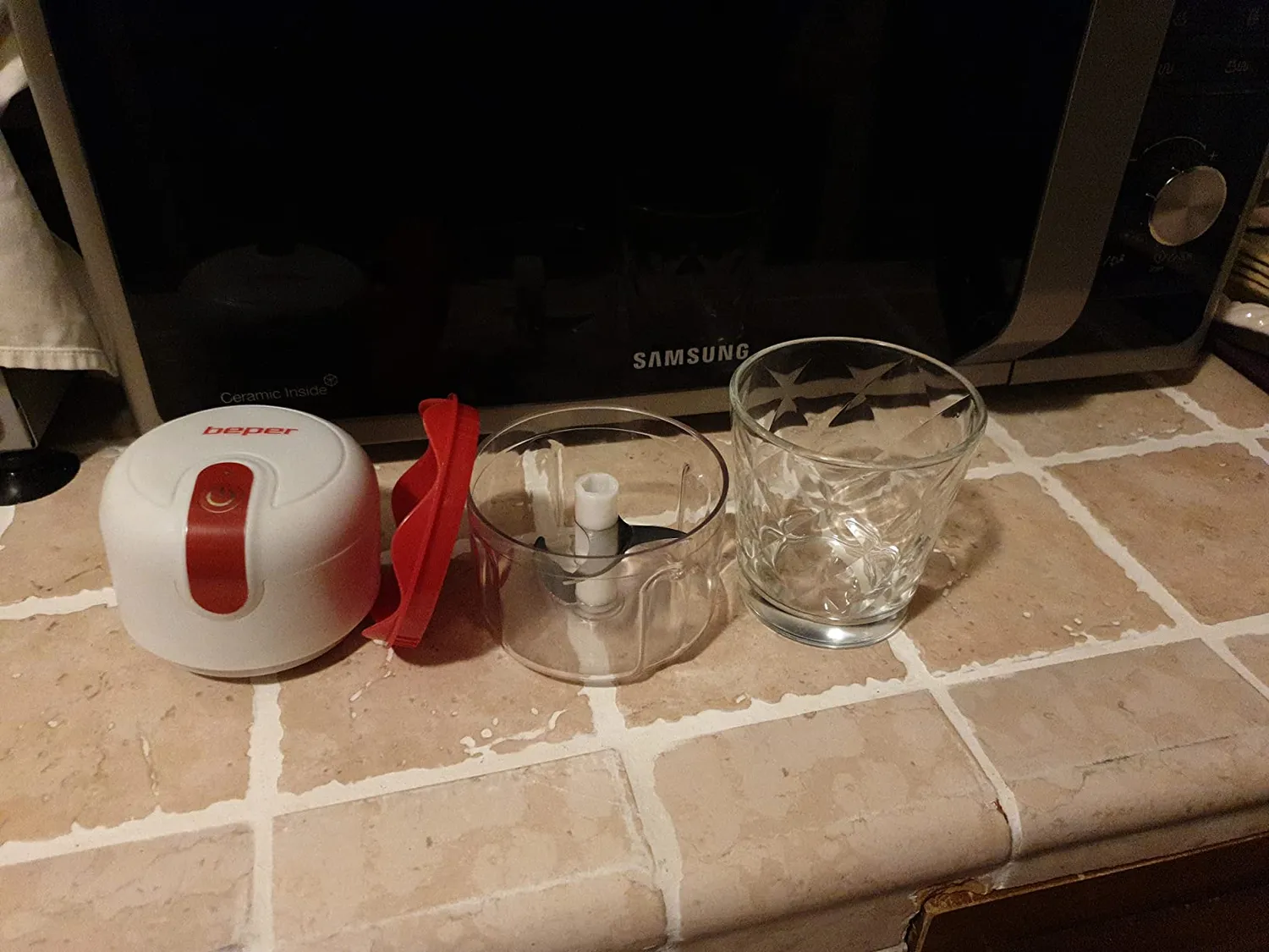 Beper P102ROB050 mini hachoir USB 250 ml rouge 3,7 V